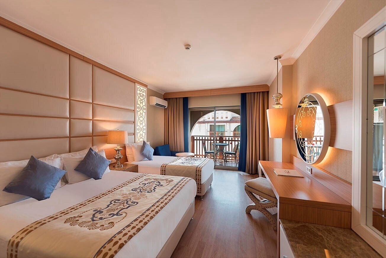 Апартаменты Quattro Beach Resort & SPA 5*