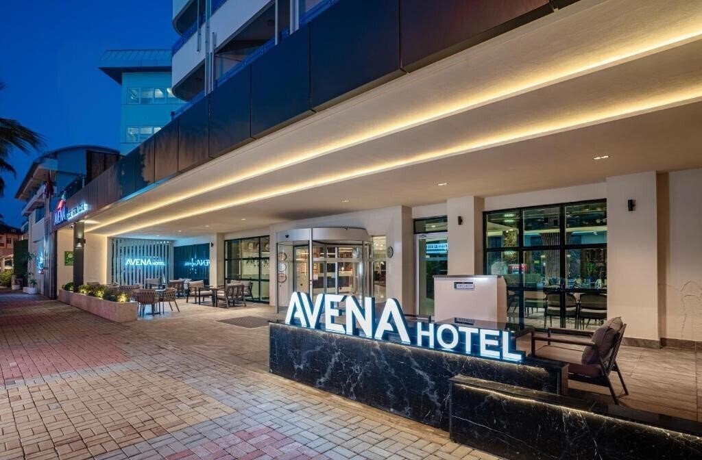 Панорама Avena Resort & SPA Hotel (ex. Gold Safran, New Safran Hotel) 4*