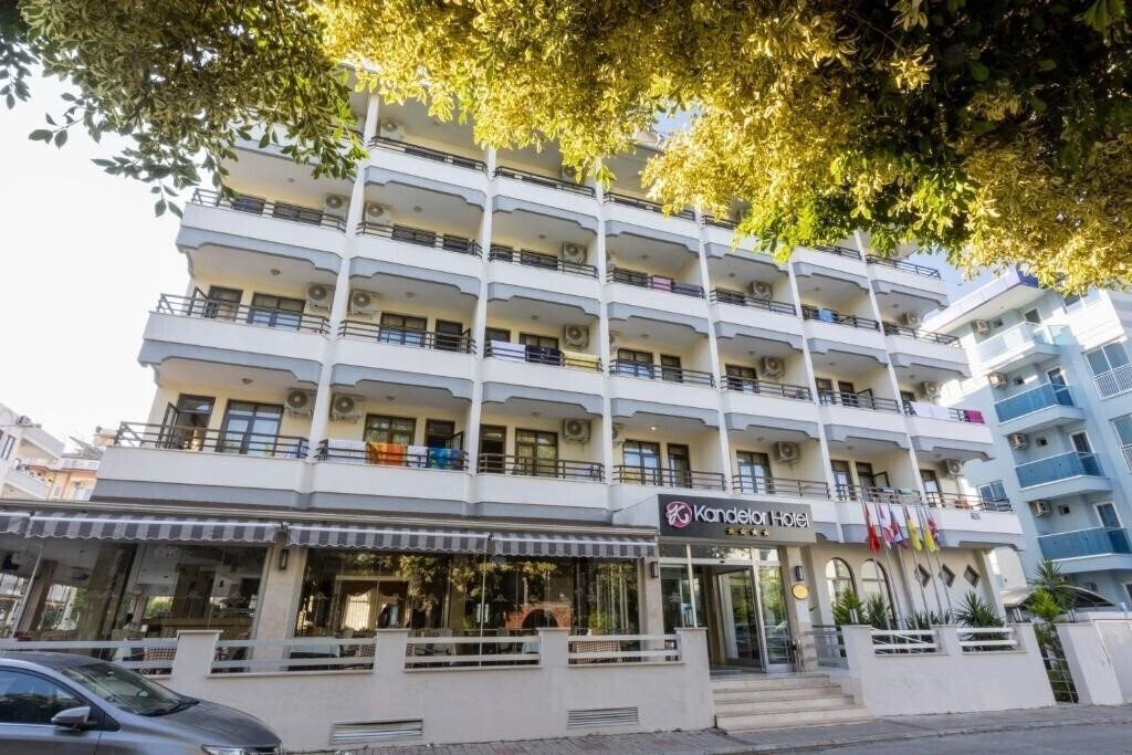 Отель Xperia Kandelor Hotel 4*