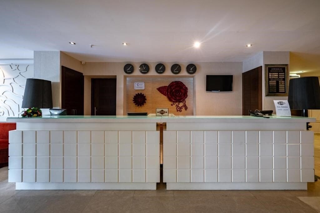 Апартаменты Palmeras Beach Hotel (ex. Club Insula, Club Mirador Beach) 5*