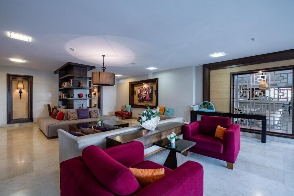 Вид Palmeras Beach Hotel 5*
