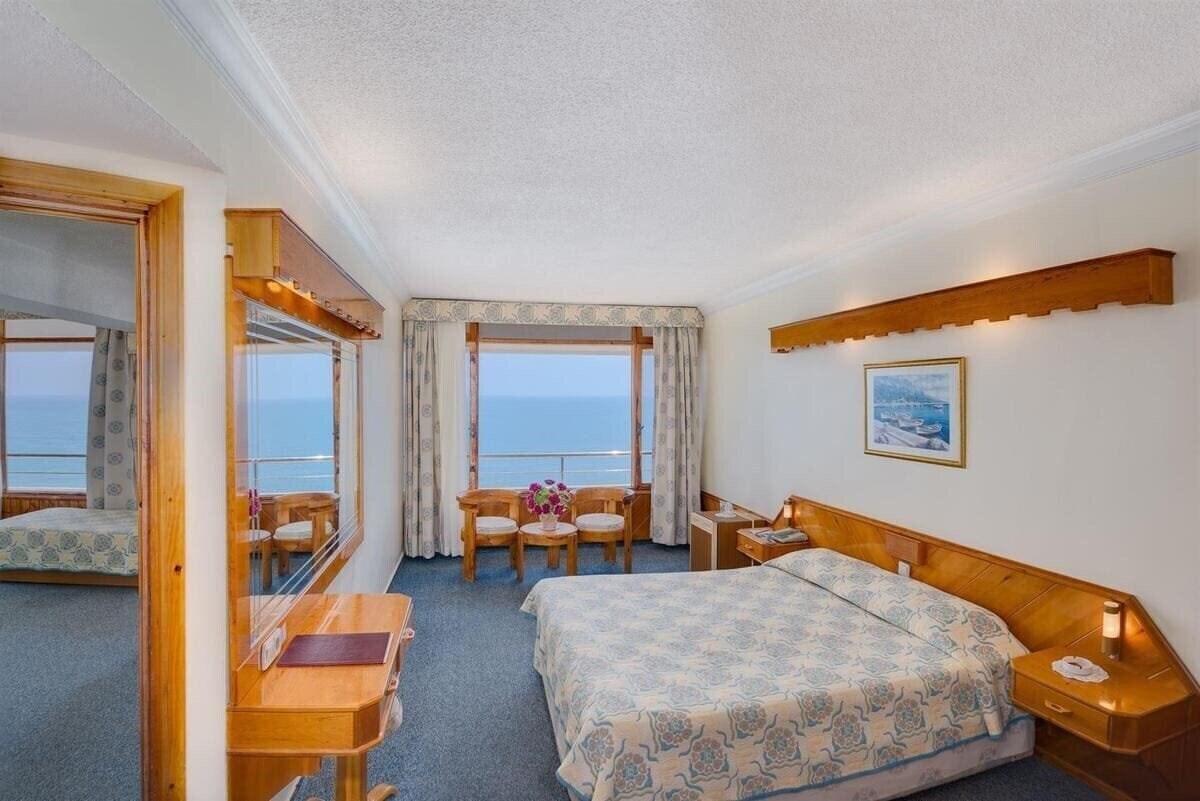 Территория Rubi Hotel 5*