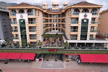 Отель Caretta Beach 4*