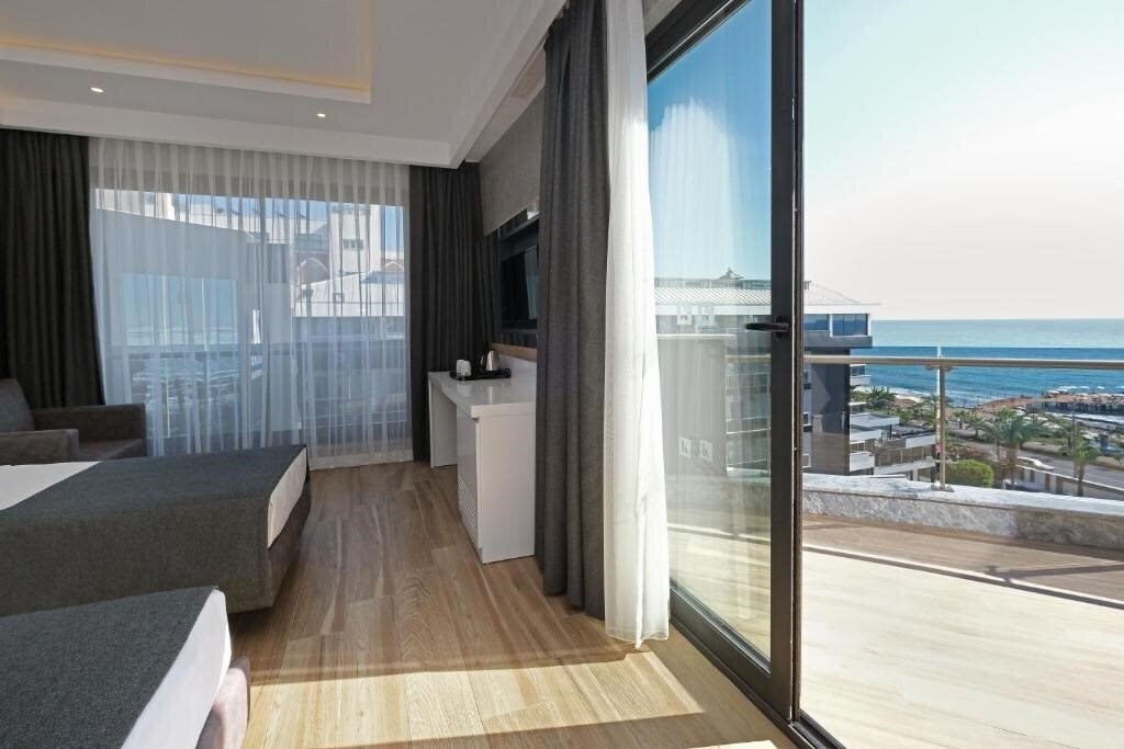 Апартаменти Kaila Beach Hotel (ex. Katya Hotel) 5*