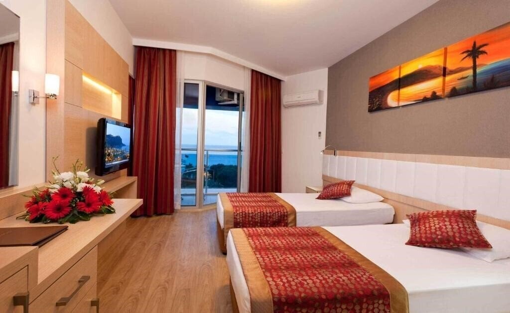 Территория Gardenia Hotel 4*