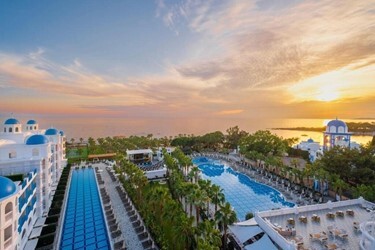 Отель Palmeras Beach Hotel 5*