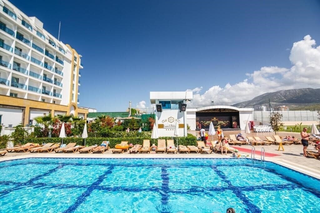 Вид The Lumos Deluxe Resort Hotel & SPA 5*