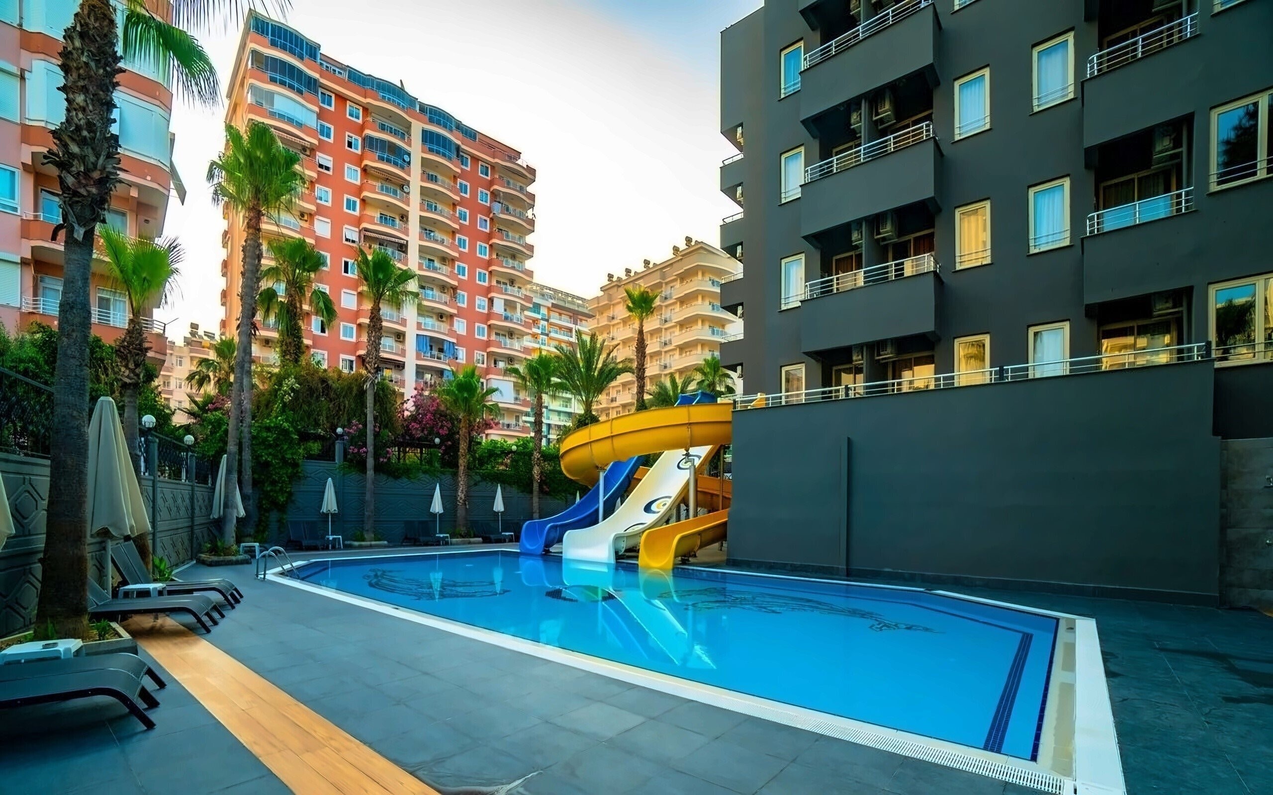 Панорама Senza Grand Santana Hotel 4*