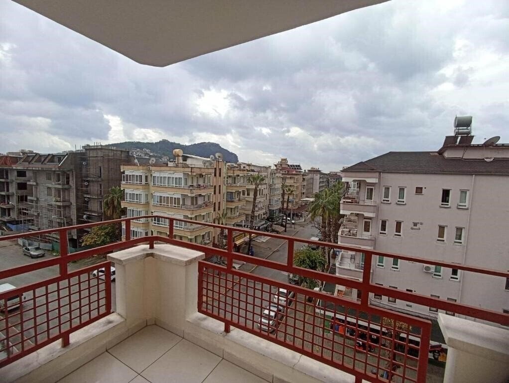 Панорама Damlatas Elegant Apart Hotel (ex. Damlatas Elegant Apartments, Elegant Apartments) 3*