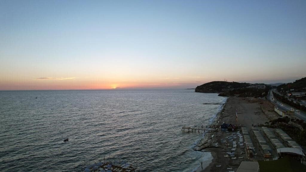 Панорама Blue Fish Hotel 4*