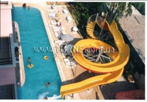 Готель Holiday World Hotel 3*