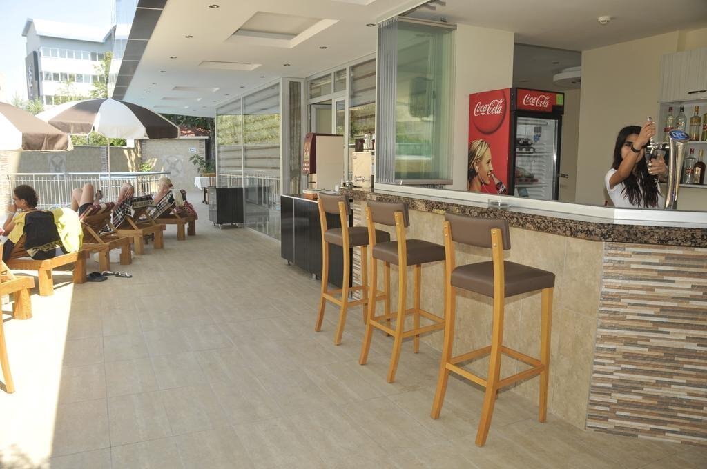 Апартаменти Monte Carlo Park Hotel 3*