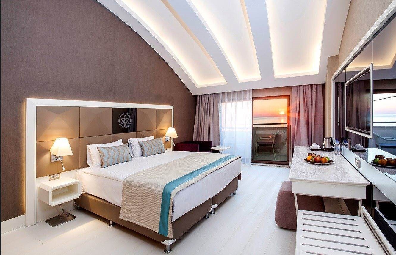 Апартаменти Wome Deluxe Hotel 5*