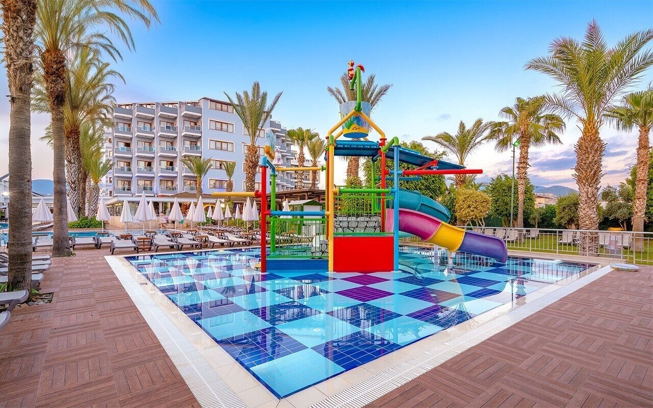 Вид Caretta Beach 4*