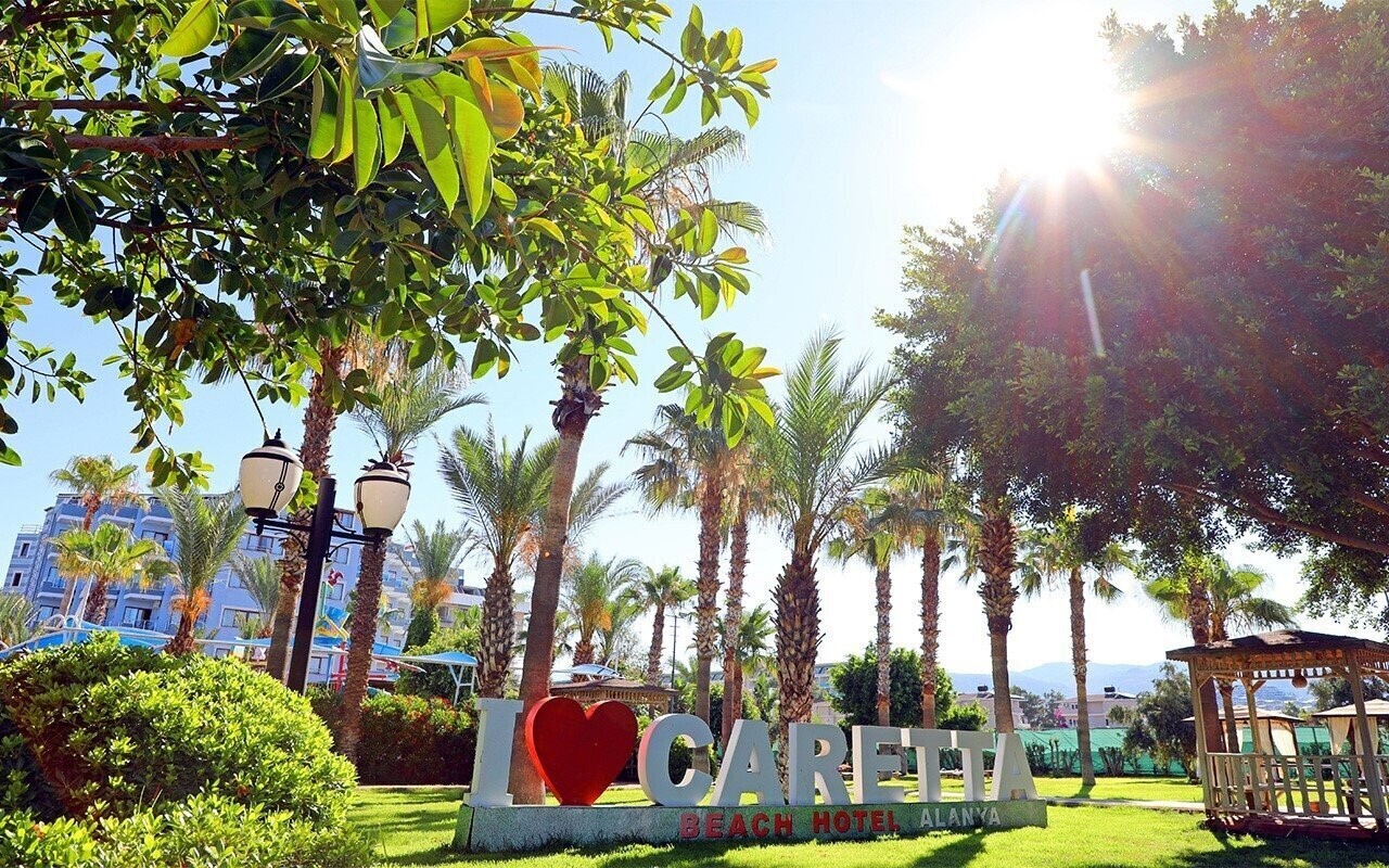 Апартаменты Caretta Beach 4*
