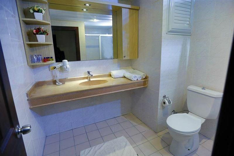 Територія Enki Hotel 3*