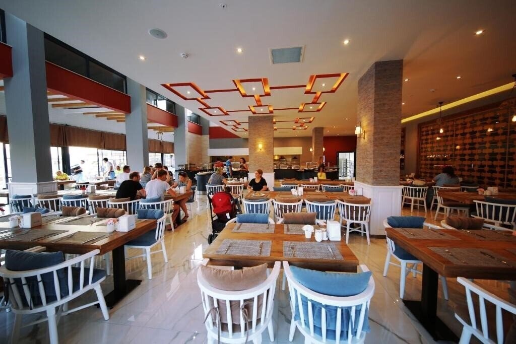 Изображение Sey Beach Hotel & SPA 4*
