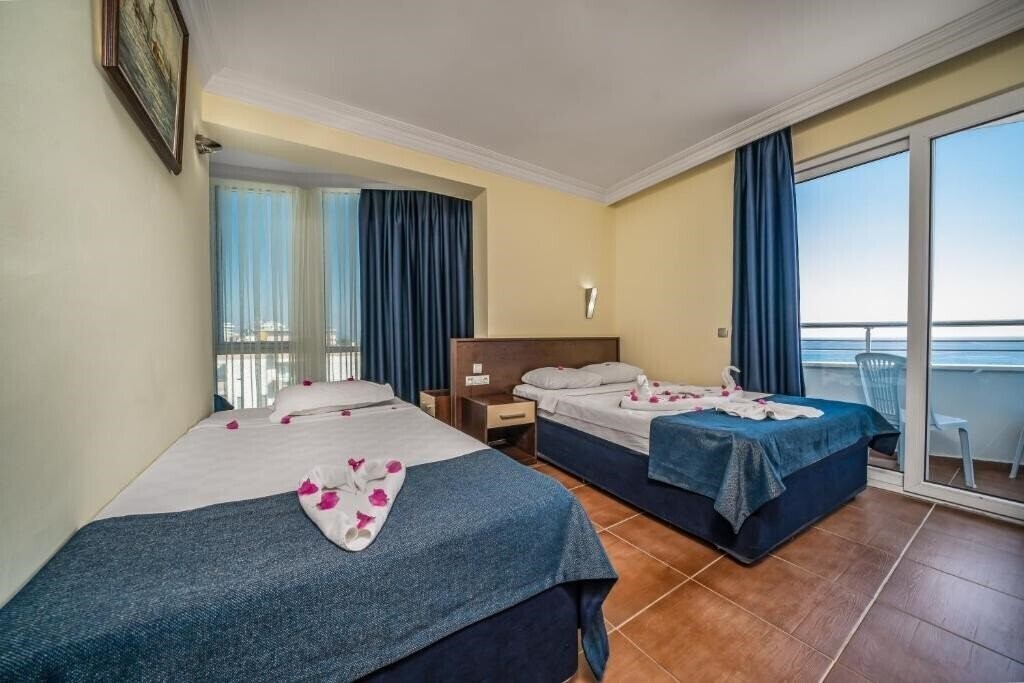 Фото Arsi Blue Beach Hotel 4*