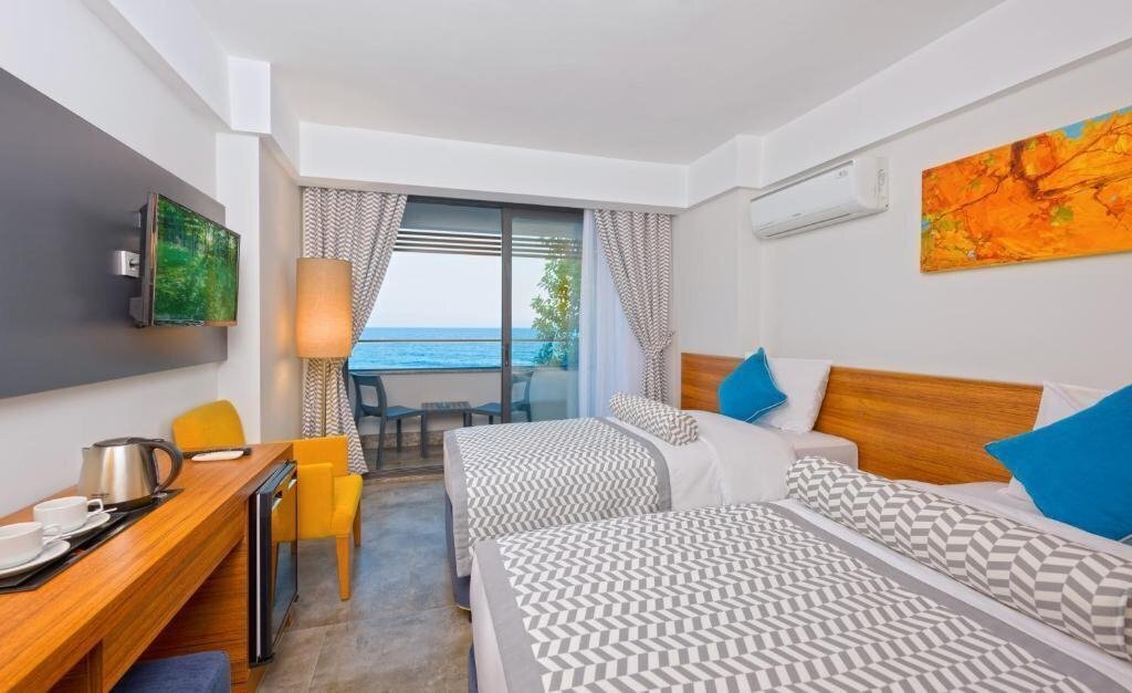 Вид Floria Beach Hotel (ex. Gorgulu Kleopatra Beach Hotel) 4*