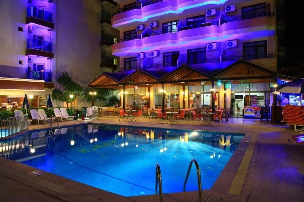 Вид Kleopatra Miray Hotel (ex. Miray Hotel, Miray Hotel Kleopatra, Miray Hotel Alanya) 3*