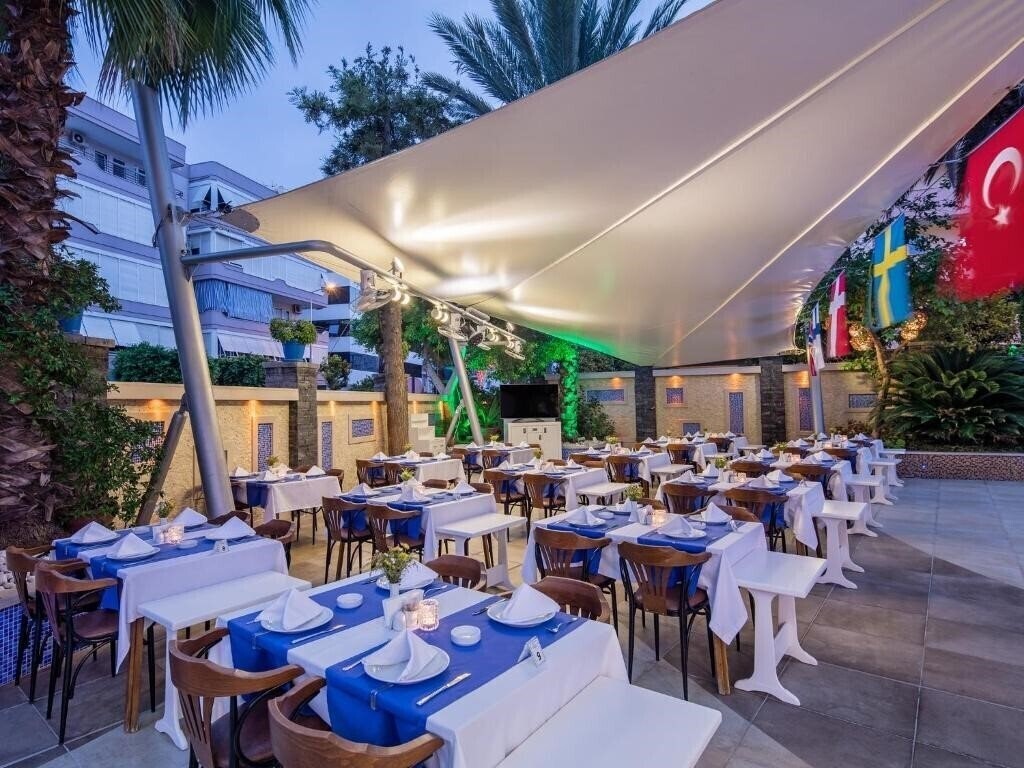 Апартаменты May Flower Apart Hotel (ex. May Flower Hotel, H.Flower Hotel) 3*