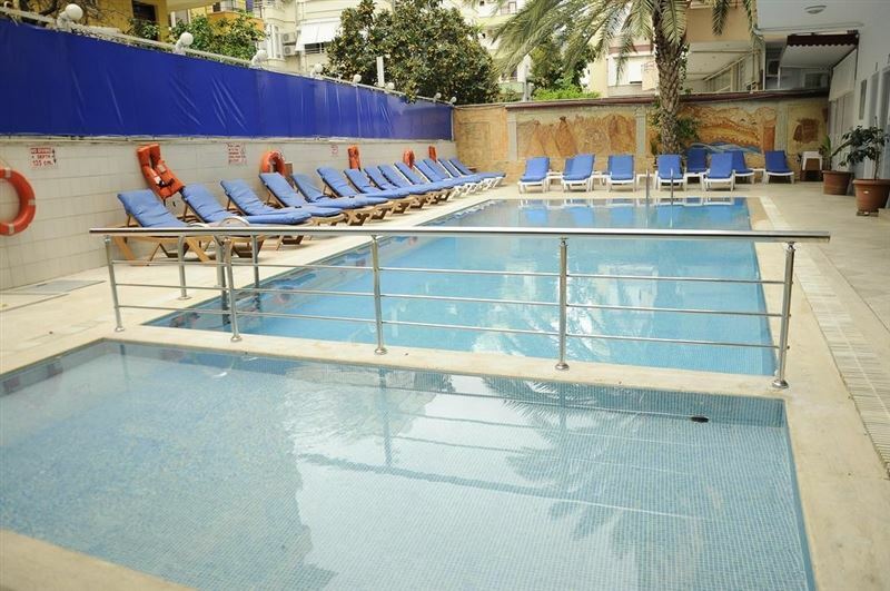 Територія Gungor Suite Hotel 3*