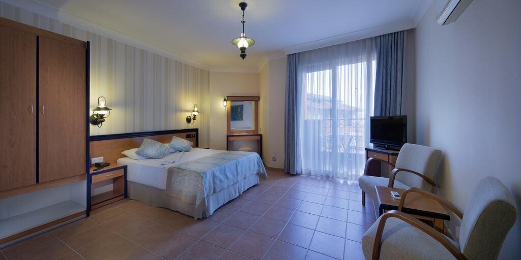 Панорама Villa Moonflower Aparts & Suites 4*