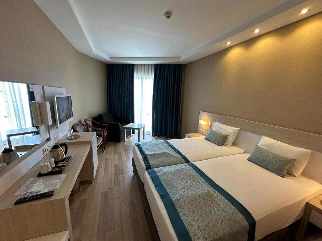 Территория Riviera Hotel & SPA 4*