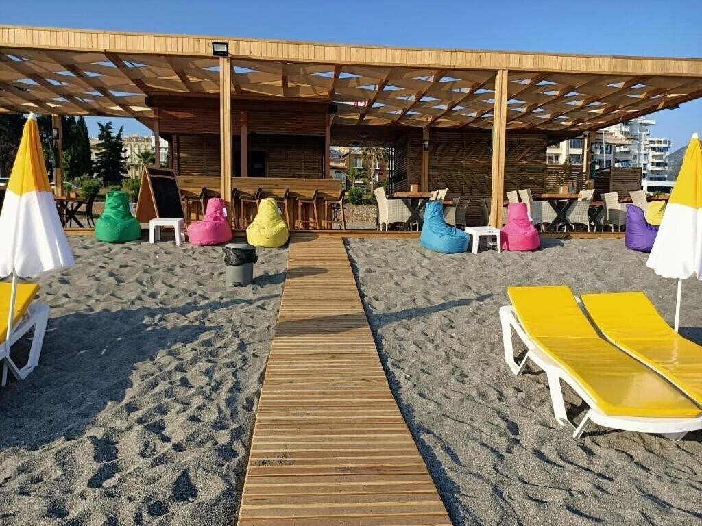 Апартаменты Bora Bora Boutique Hotel 3*