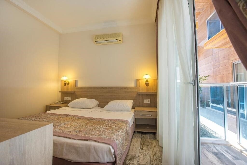 Апартаменты Arsi Enfi City Beach Hotel 4*