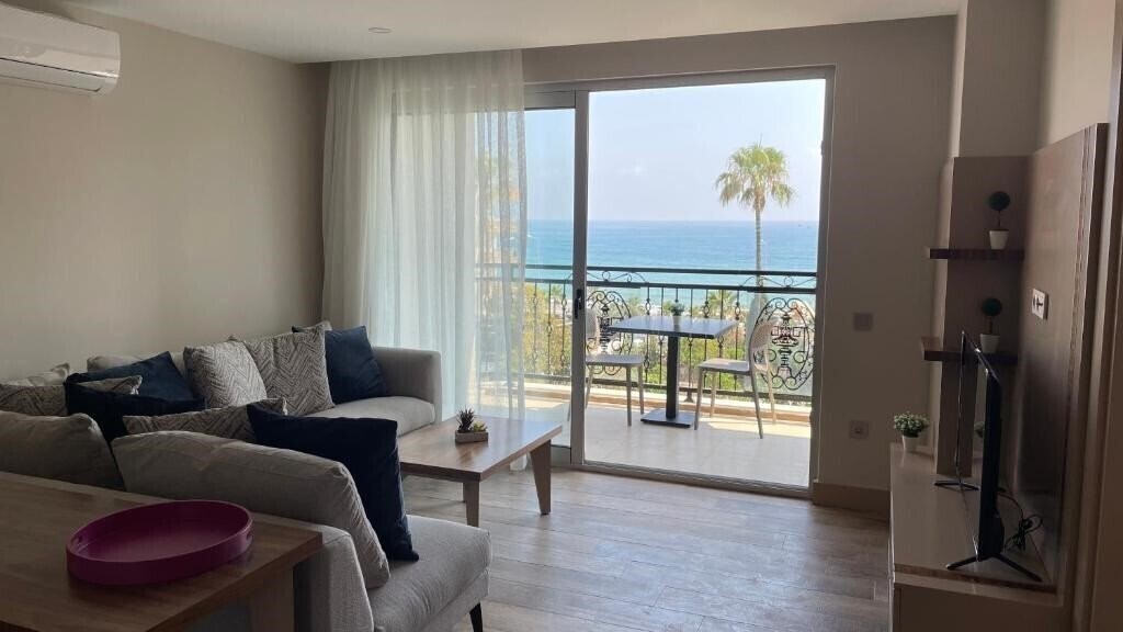 Территория Green Garden City Luxury Apartments 3*