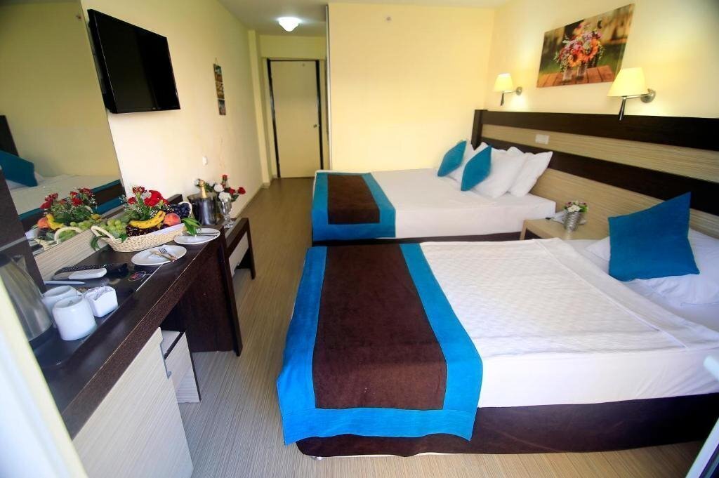 Территория Klas More Beach 5*