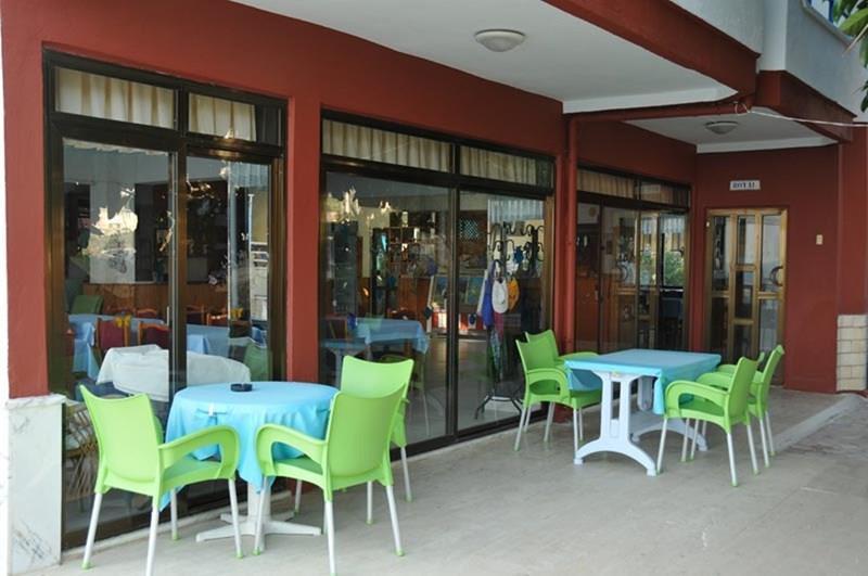 Апартаменты Hotel Royal 3*