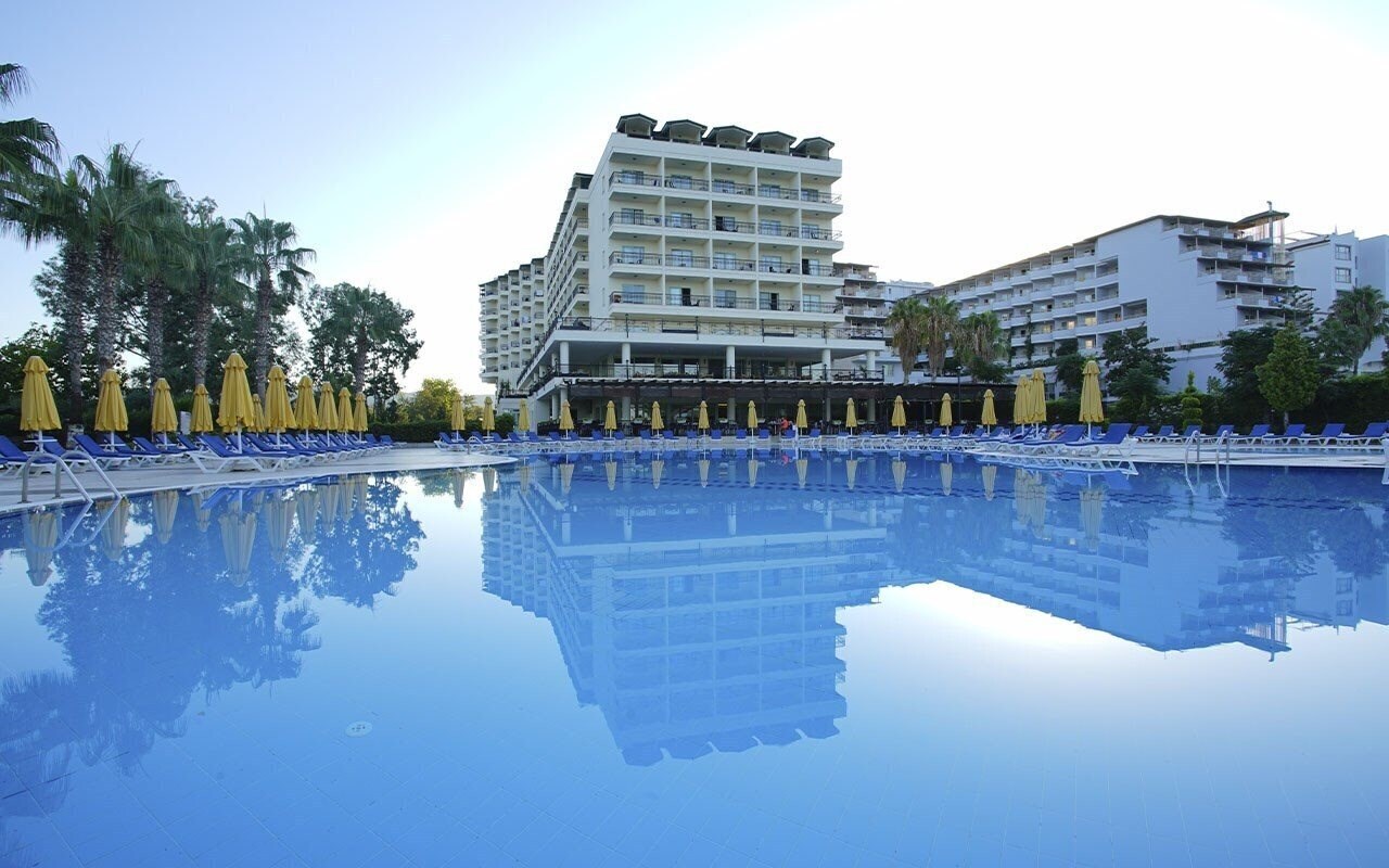 Панорама Perre Delta Hotel Resort & SPA (ex. La Mer Delta Alara, Porto Azzurro Delta Hotel) 5*