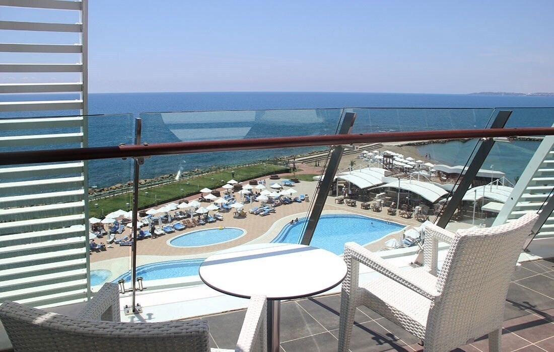 Территория Gold Island Hotel 5*