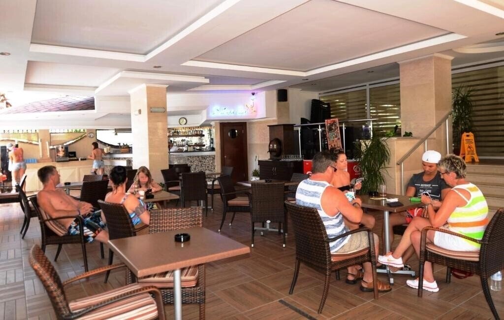 Апартаменты Citrus Plaza Hotel (ex. Artemis Princess) 4*