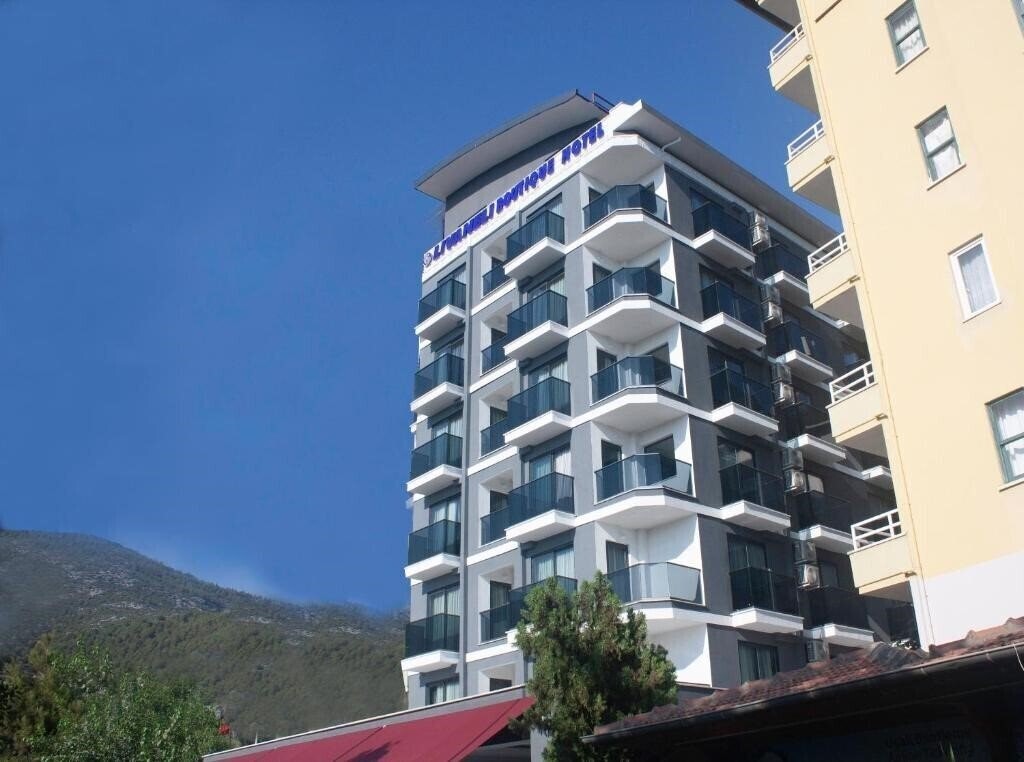 Панорама Livaneli Boutique Otel (ex. Livane Suit Hotel) 3*
