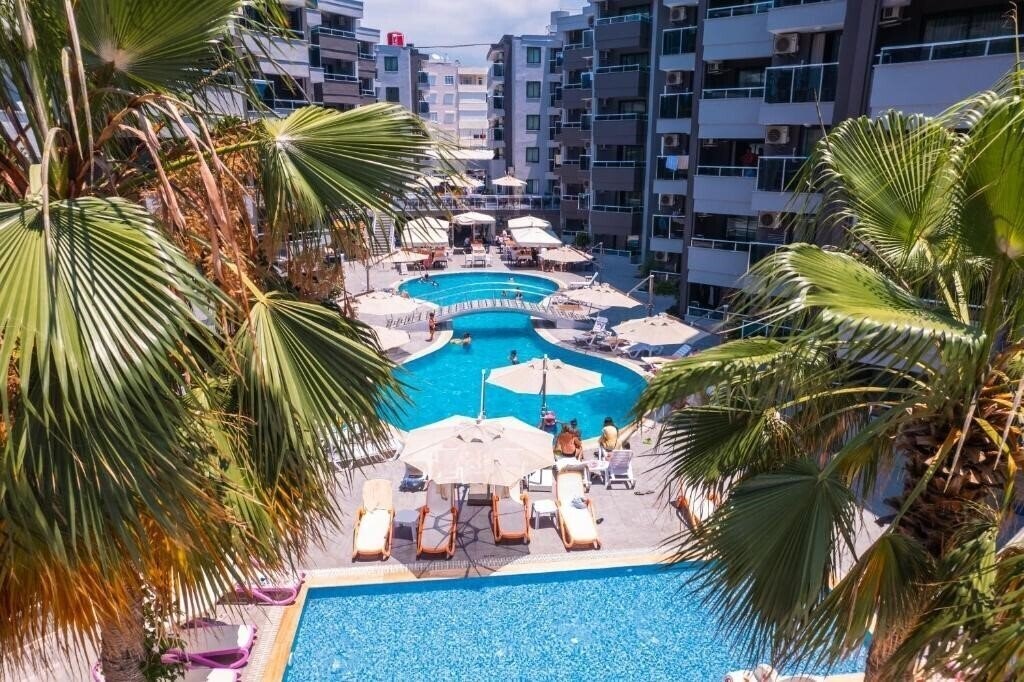 Отель The Nora Hotels Family Club 5*
