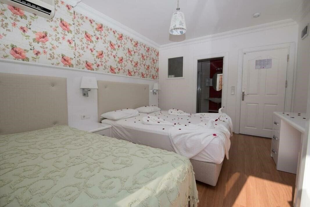 Панорама Anik Hotel 3*