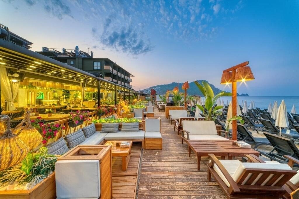 Апартаменты Royalisa Palmiye Beach (ex. Palmiye Beach) 3*