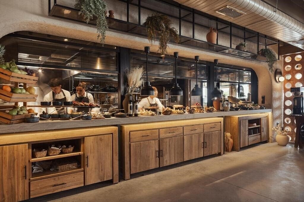 Изображение Sun Hotel by En Vie Beach (ex. Sun Hotel) 3*