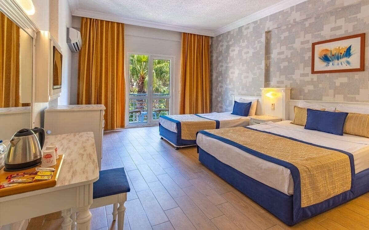 Территория Kemal Bay 5*