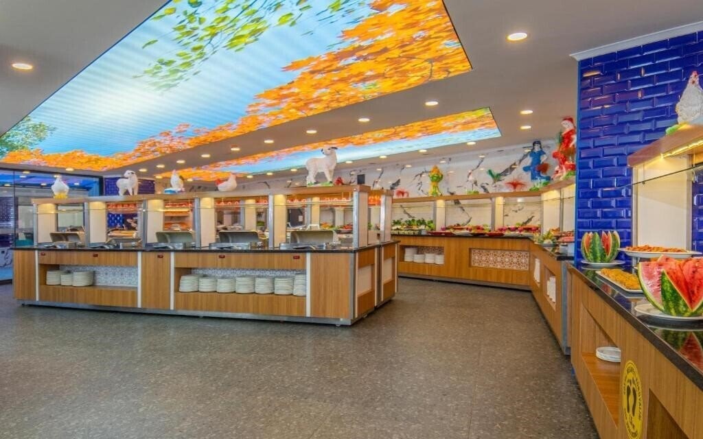 Вид Relax Beach Hotel (ex. Oncul Beach Hotel, Merlin Beach Park Hotel) 4*