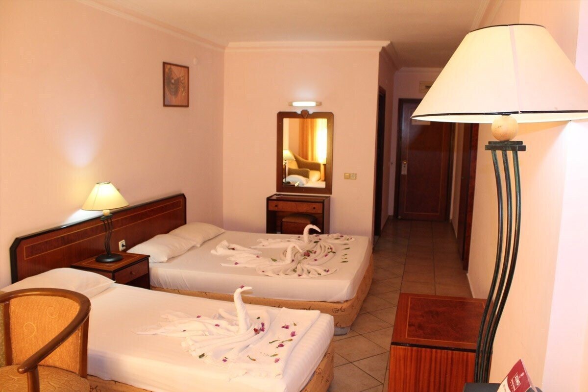 Вид Club Alpina Hotel 4*