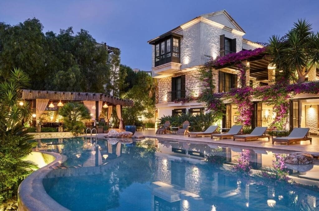 Готель Alacati Port Ladera 3*
