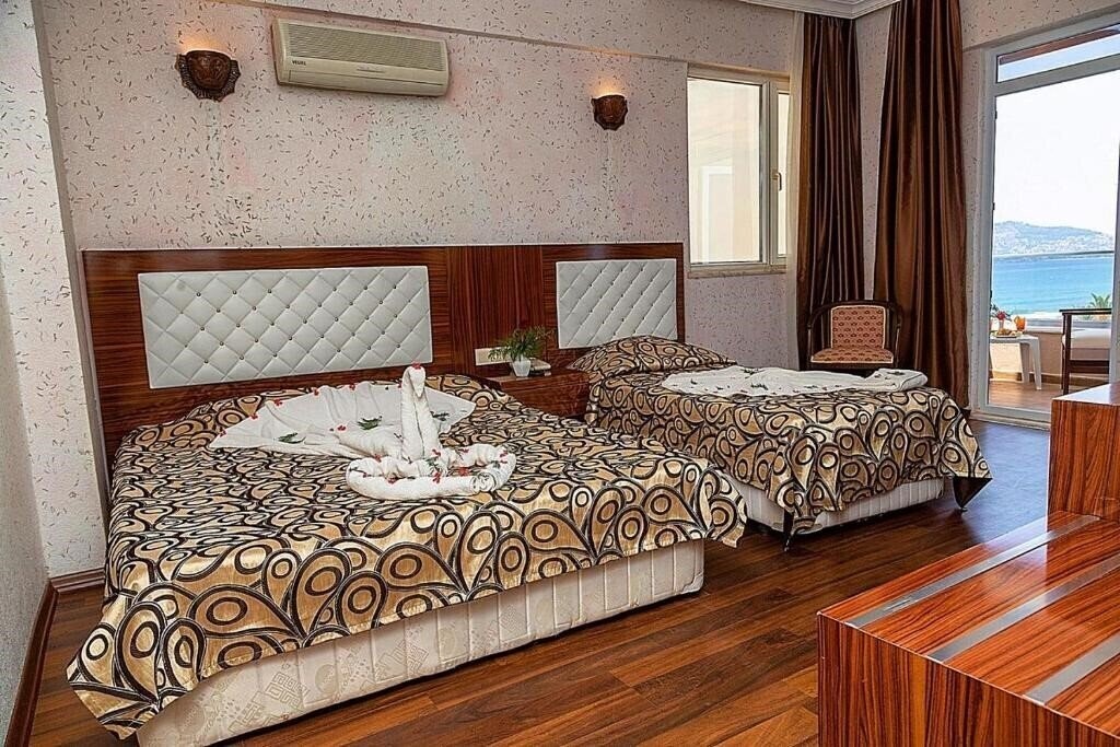 Фото Club Bayar Beach 4*