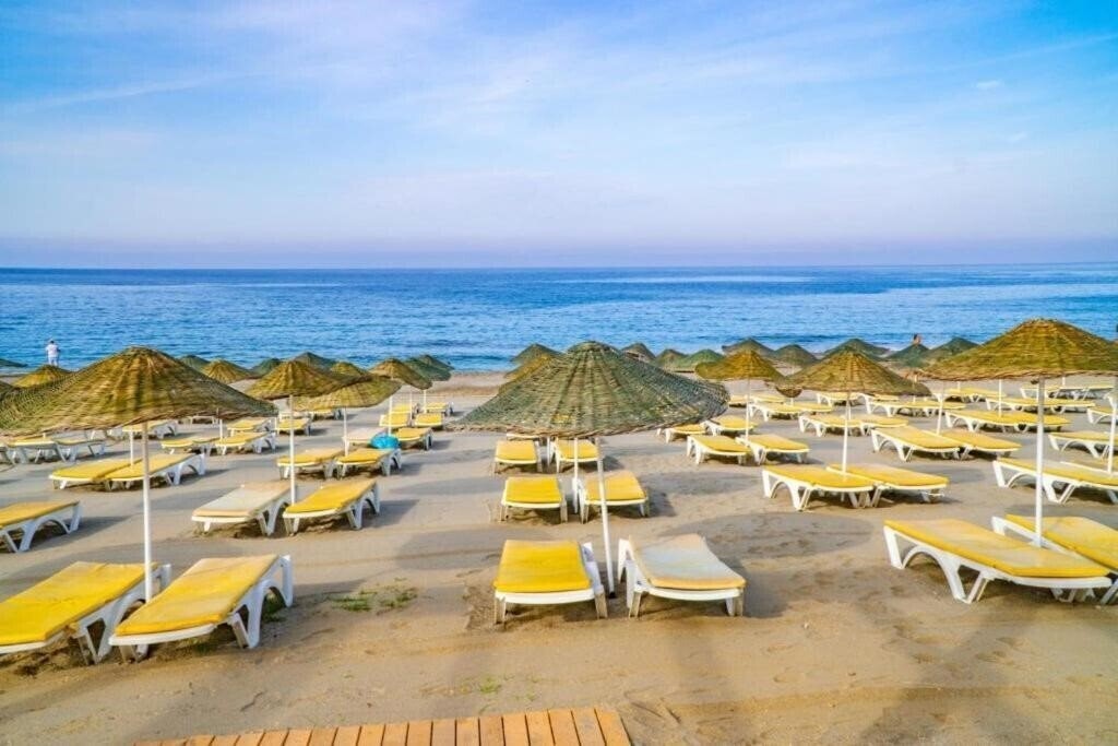 Територія Bieno Club SVS Hotel 4*