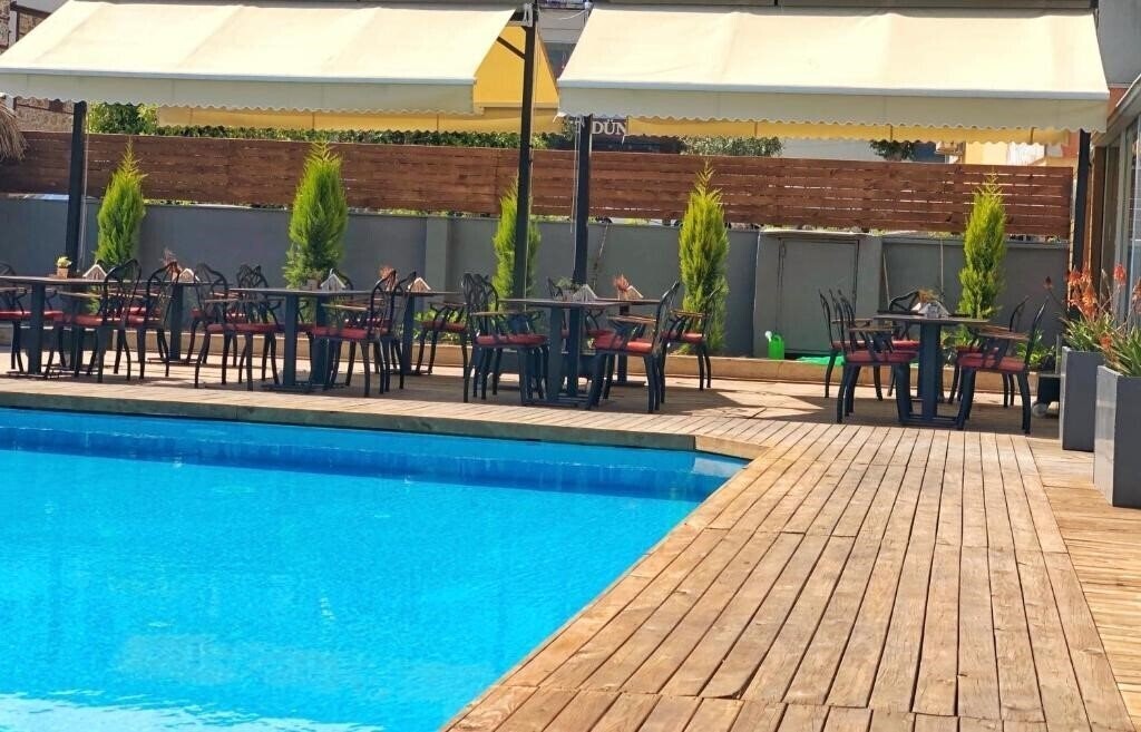 Апартаменты HMA Hotel & Suites 3*