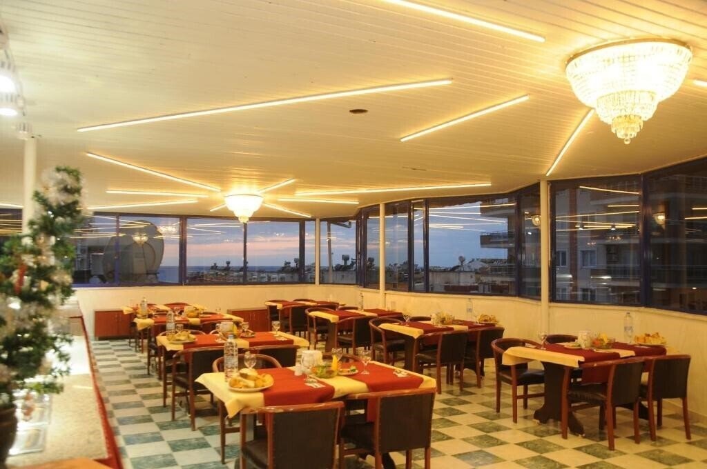 Вид Eras Hotel 3*