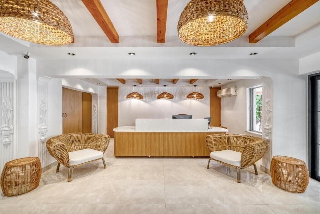 Территория Hildegard Hotel 3*